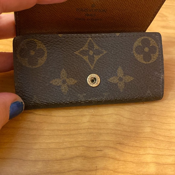 Louis Vuitton Monogram 4 Key Card Holder FL0092 - Picture 6 of 13